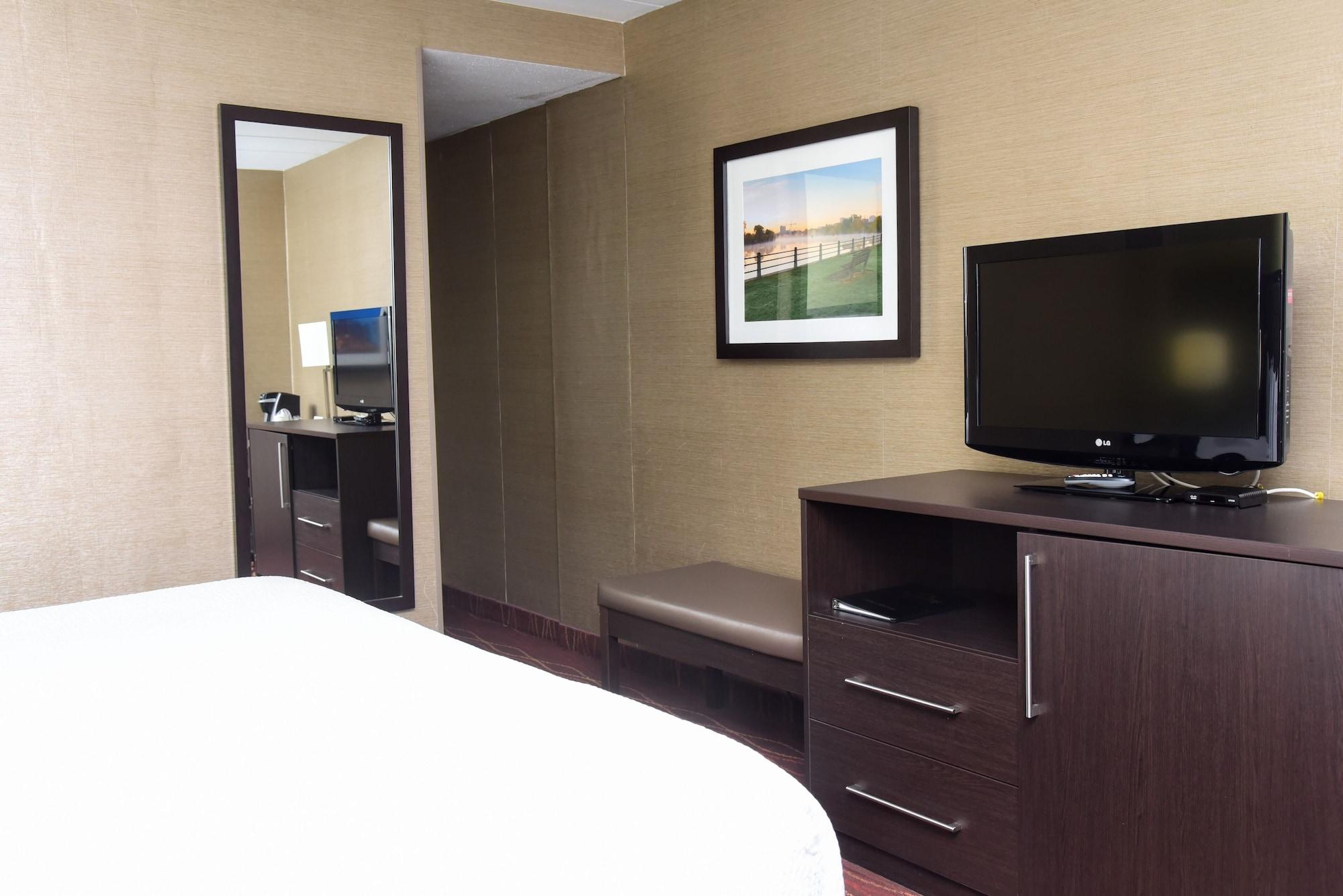 Days Inn By Wyndham Ottawa Eksteriør bilde